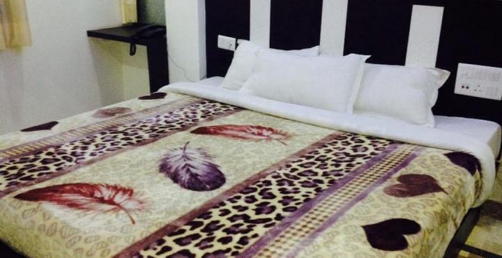 Hotel Laxman Resort By The Golden Taj Group &Hotels Agra  Exterior photo